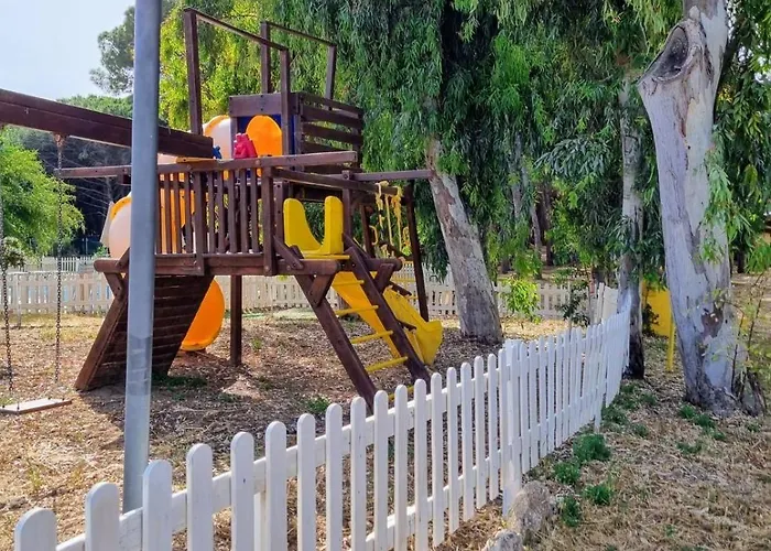 Is Arenas Village * S'archittu Cuglieri
