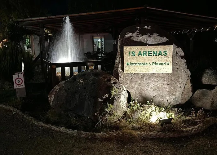 Is Arenas Village 萨尔奇图库列里